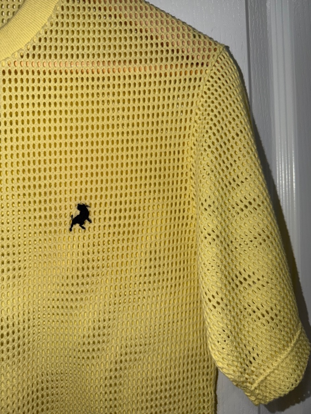 Lois Vintae Yellow Mesh Short-Sleeve Crewneck Shirt size small - Picture 2 of 4